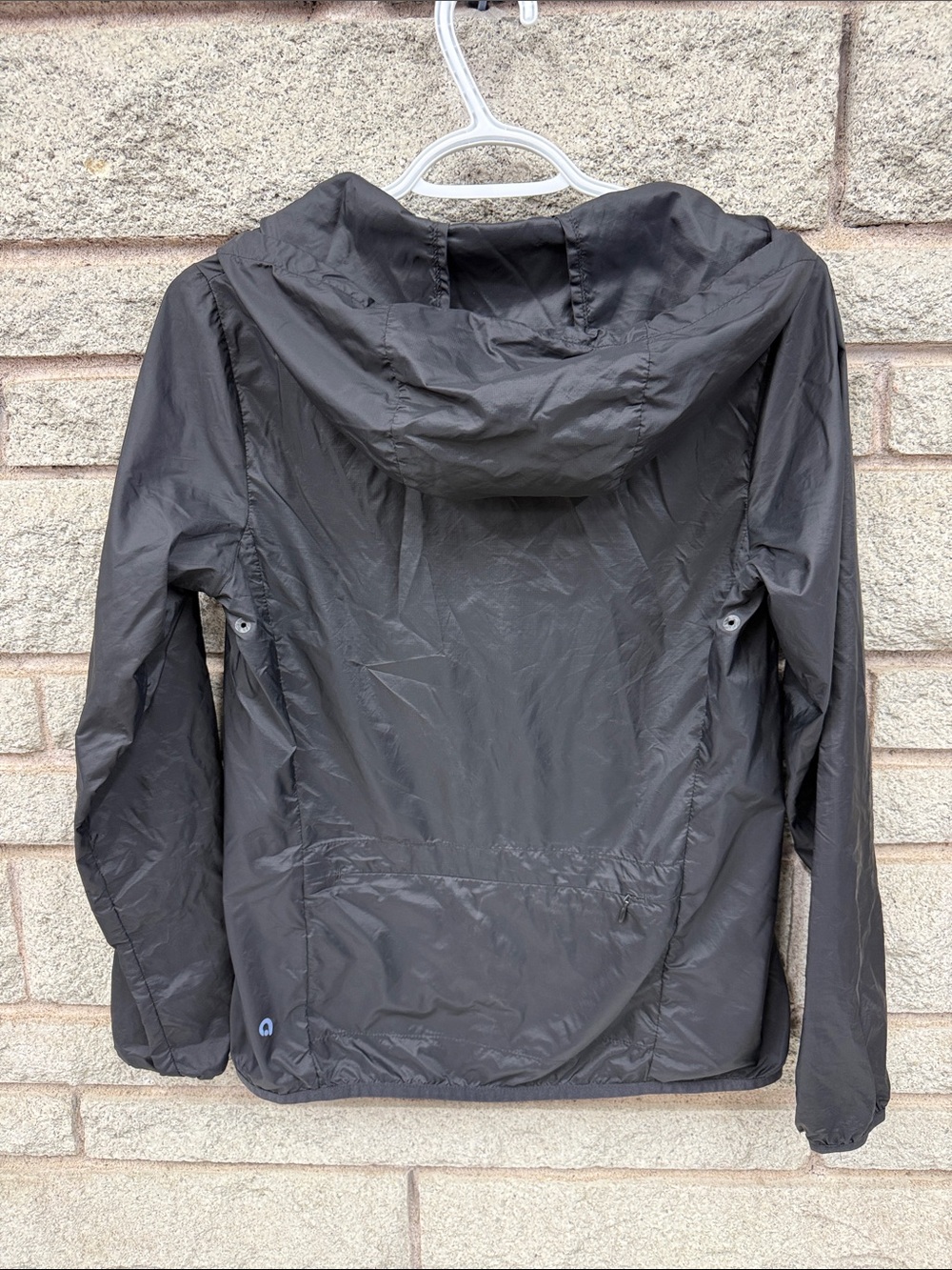 Lightweight Hooded Windbreaker Jacket - Black - Picture 3 of 7